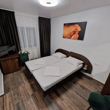 Hotel Pensiunea Ada